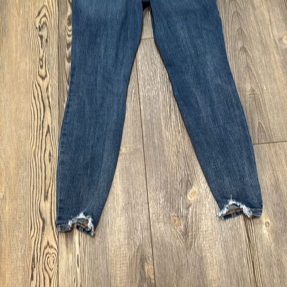 Maurice’s Jeans High-Rise Super Skinny Distressed Raw Hem - Picture 6 of 11